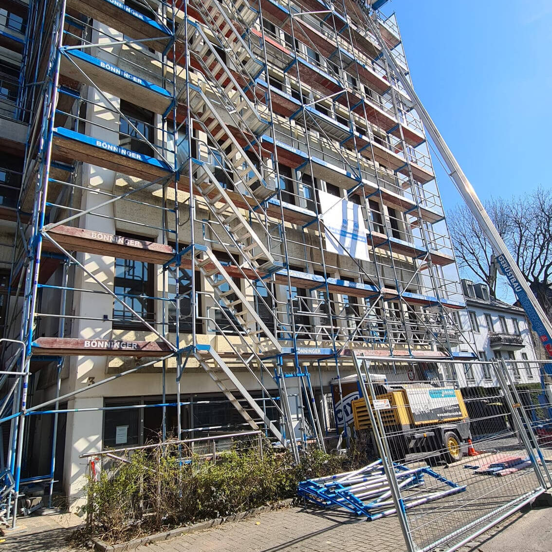 Gerüstbau Bönninger Referenzprojekt Umbau - und Sanierungsarbeiten