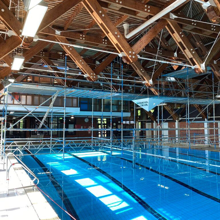 Gerüstbau Bönninger Referenzprojekt Gerüstüberbrückung für statische Untersuchung