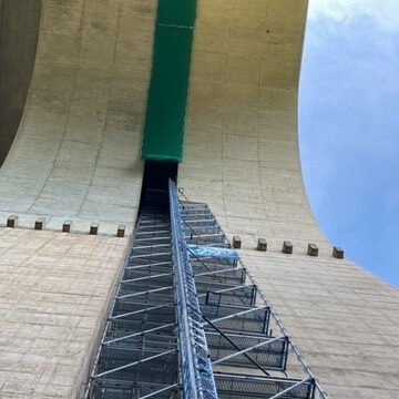Gerüstbau Bönninger Referenzprojekt Modulbautreppe inkl. Montagebock