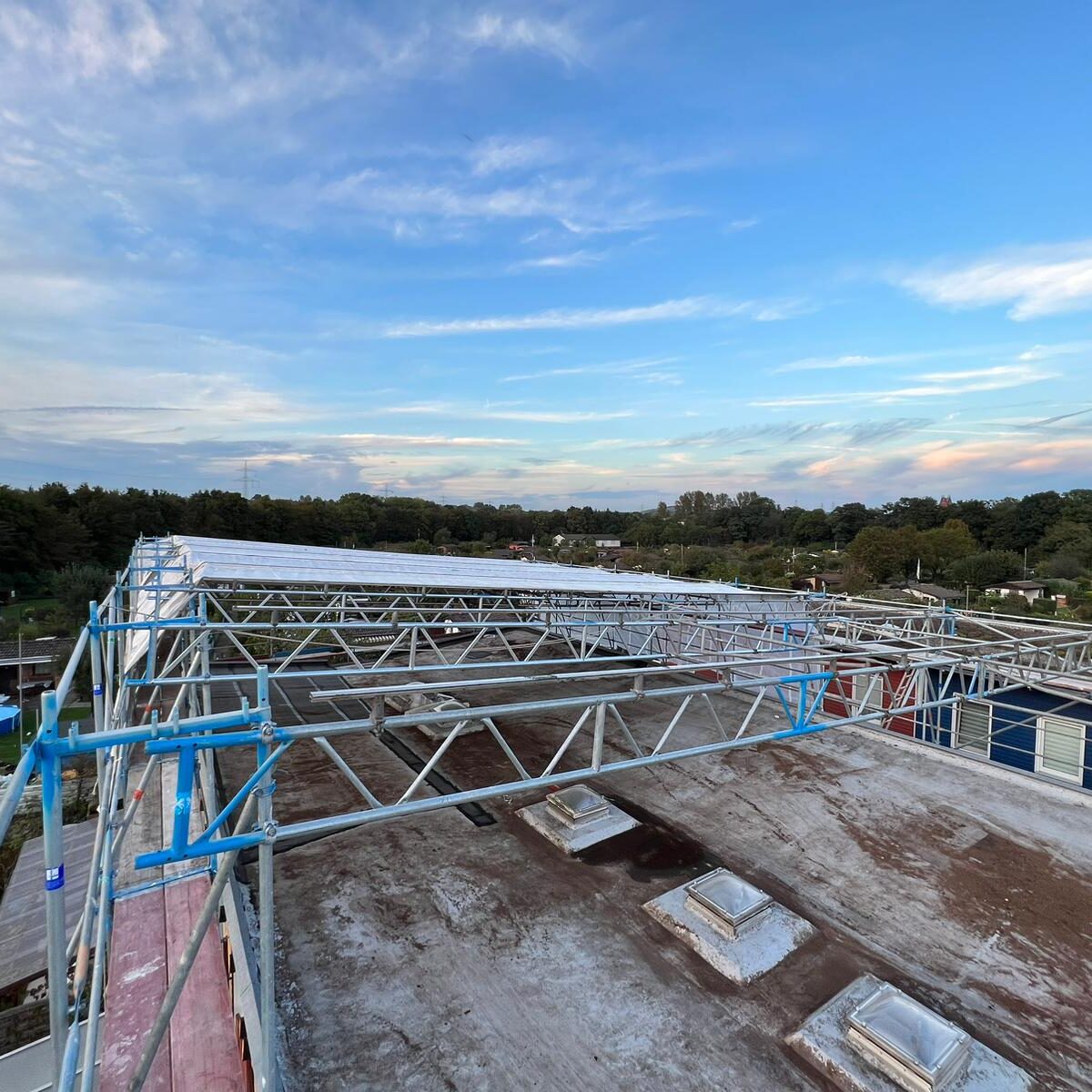 Gerüstbau Bönninger Leistungen Wetterschutzdach Gelsenkirchen